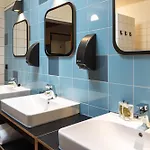 Stayokay - Fully Renovated March 2026 Hostal Apeldoorn