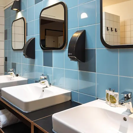 Stayokay - Fully Renovated March 2026 Hostal Apeldoorn