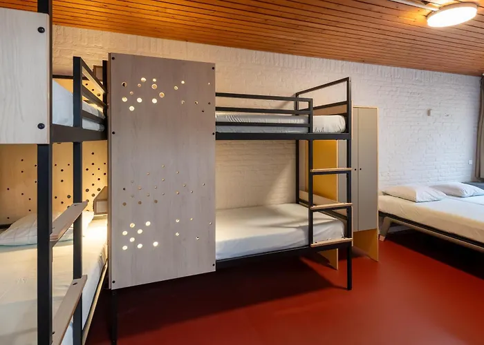 Stayokay - Fully Renovated March 2026 Vandrerhjem Apeldoorn