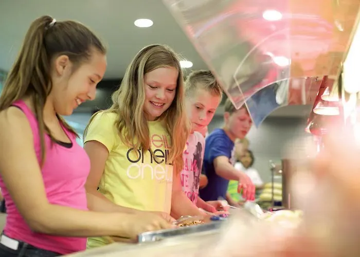 Hostal Stayokay - Fully Renovated March 2026 *