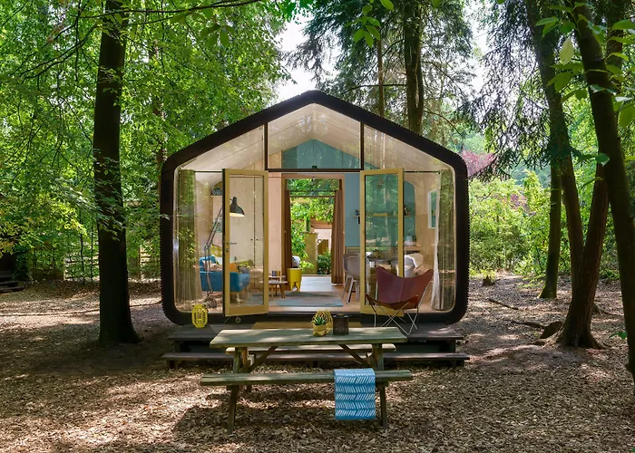 Stayokay - Fully Renovated March 2026 * Апелдорн