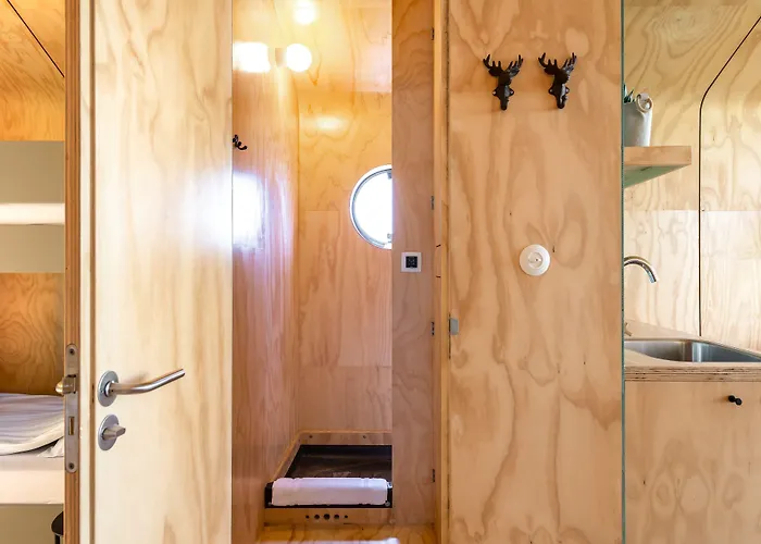 Stayokay - Fully Renovated March 2026 호스텔 아펠도른